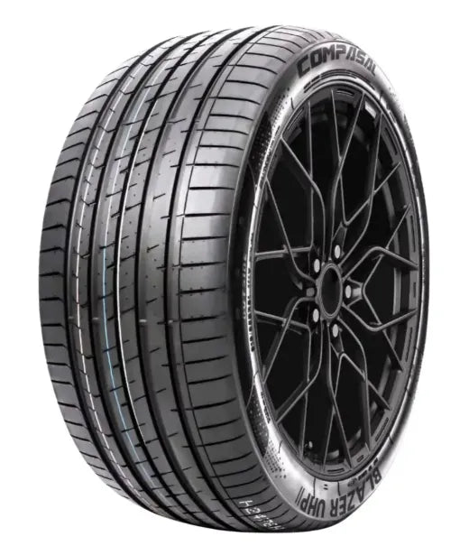 Pneu Compasal Blazer UHP 2 Aro 19 235/45R19 99W